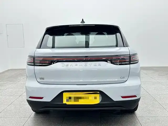 Leapmotor C11 — Фото автомобиля 5