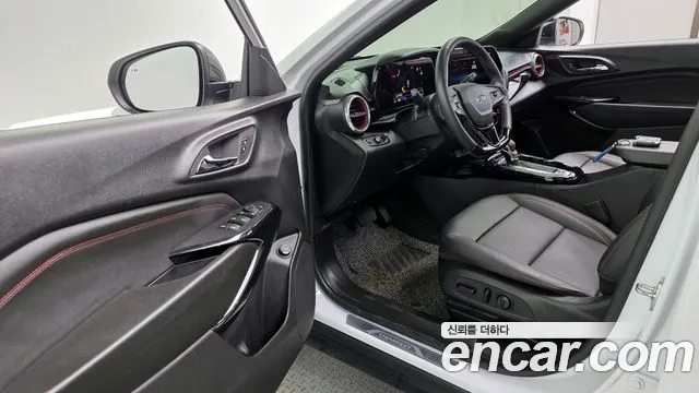 ChevroletGMDaewoo Trax Trax Кроссовер — Фото автомобиля 10