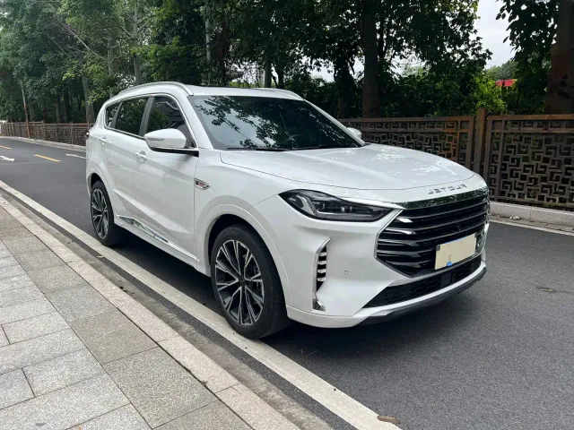 Jetour X70 Plus — Фото автомобиля 3