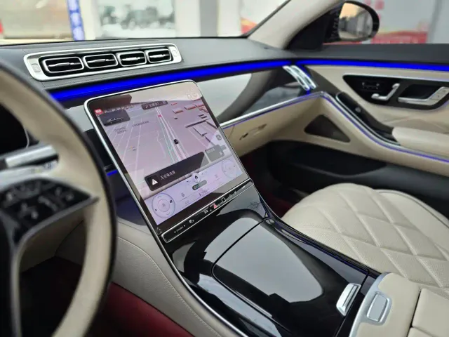Mercedes-Benz Maybach S-Class — Фото автомобиля 16