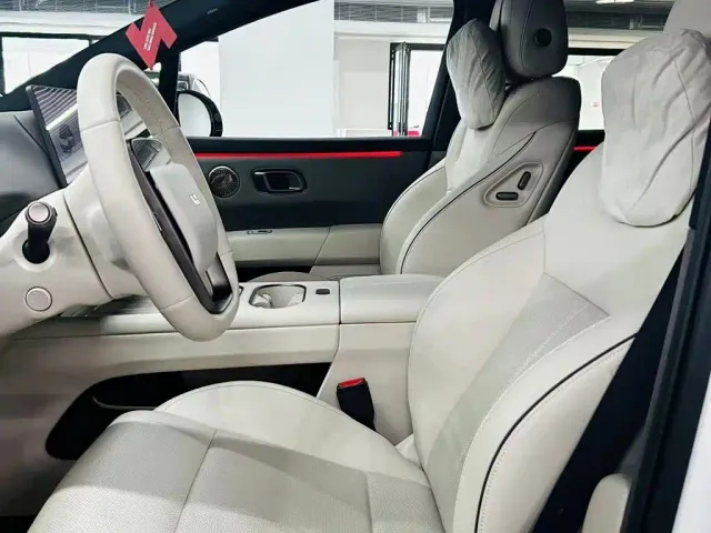 Li Auto i6 — Фото автомобиля 7