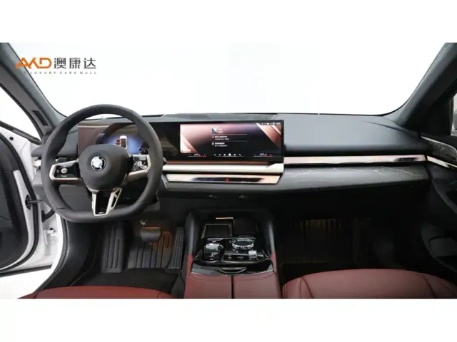 BMW 5 Series — Фото автомобиля 5