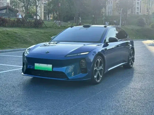 Фотография автомобиля — Nio ET5 Touring