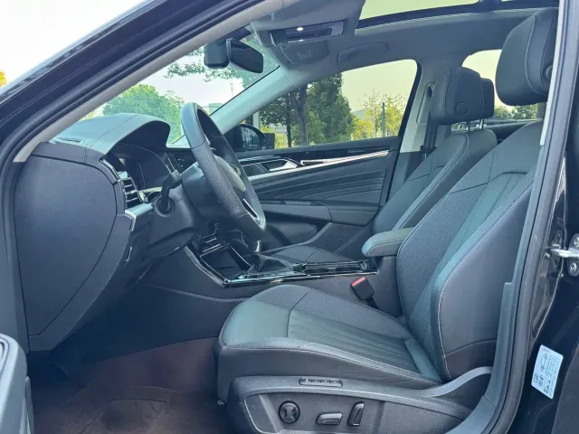 Volkswagen Passat — Фото автомобиля 13