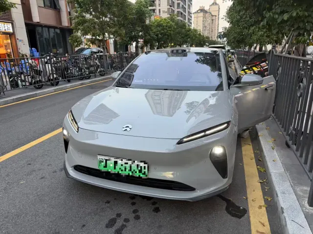 Nio ET5 — Фото автомобиля 2