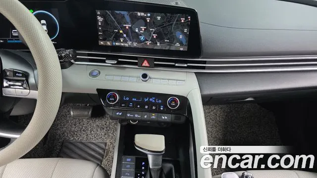 Hyundai Avante CN7 — Фото автомобиля 16