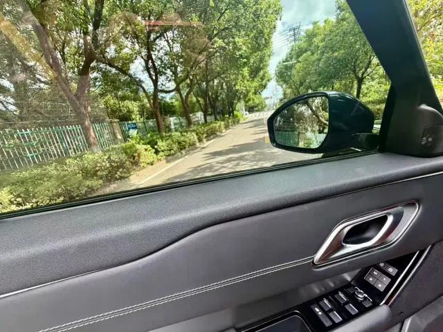 Land Rover Range Rover Velar — Фото автомобиля 7