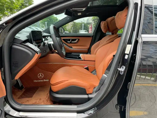 Mercedes-Benz S-Class — Фото автомобиля 8