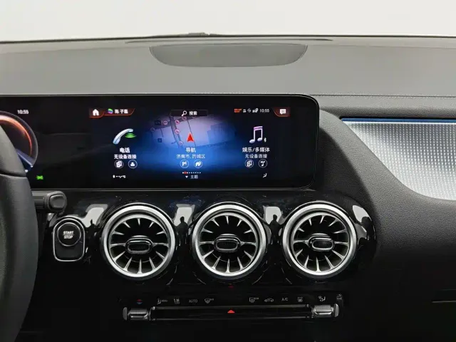 Mercedes-Benz EQA — Фото автомобиля 12