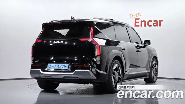 Kia EV9 — Фото автомобиля 2
