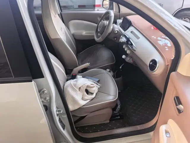 Wuling Hongguang Mini EV — Фото автомобиля 8