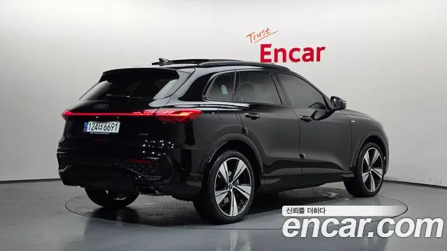 Audi Q5 80A — Фото автомобиля 2