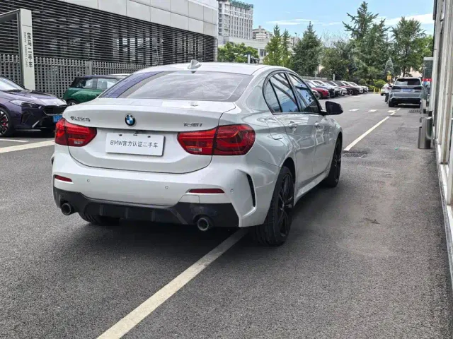 BMW 1 Series — Фото автомобиля 5