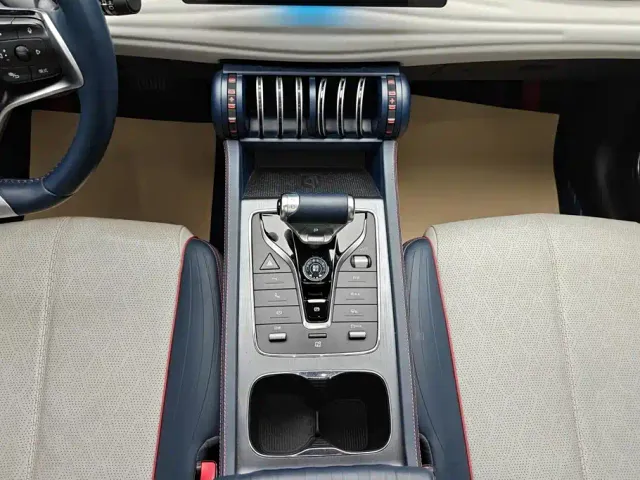 BYD Yuan PLUS — Фото автомобиля 16