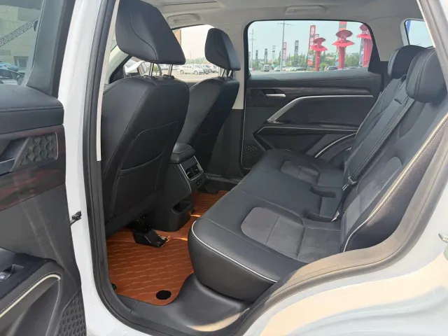 Haval H6 — Фото автомобиля 8