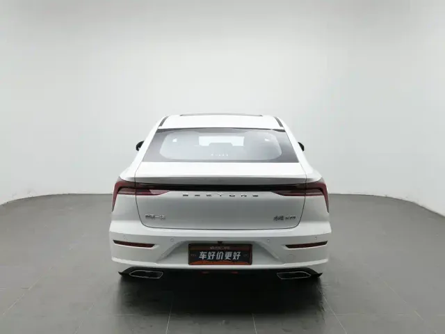 Bestune B70 — Фото автомобиля 4