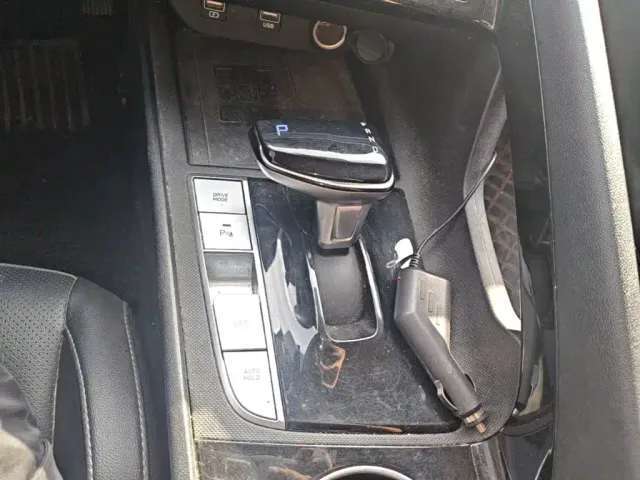 Hyundai Elantra — Фото автомобиля 13