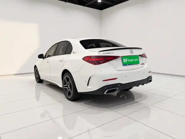 Mercedes-Benz C-Class — Фото автомобиля 24