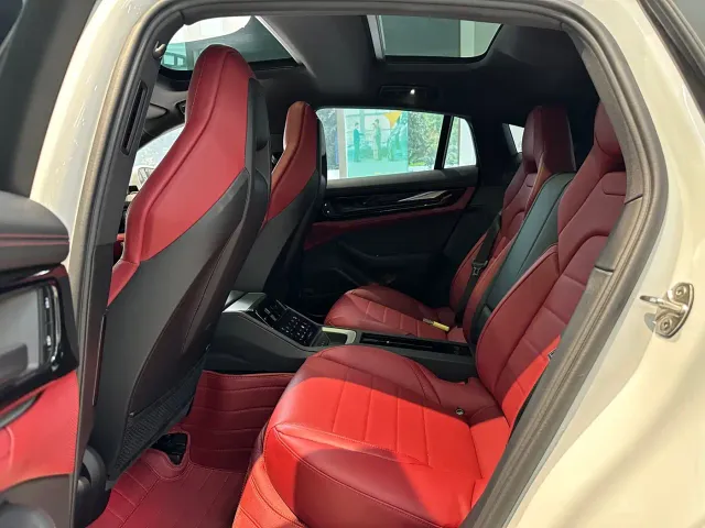 Porsche Panamera 2024 Panamera 2.9T — Фото автомобиля 15