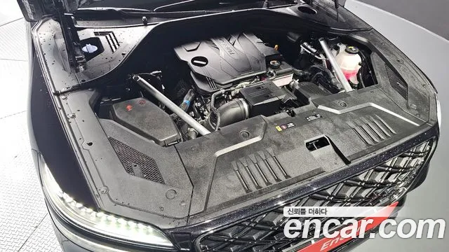 Genesis GV70 — Фото автомобиля 6
