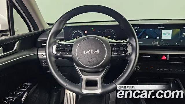 Kia K5 Новый K5 3 поколение 2.0 LPi(Для проката) — Фото автомобиля 14