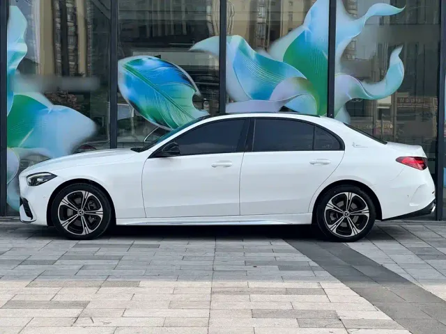 Mercedes-Benz C-Class — Фото автомобиля 8