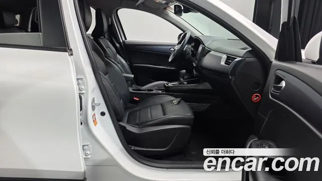Renault-KoreaSamsung XM3 — Фото автомобиля 10
