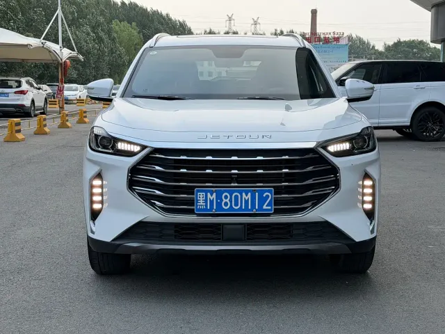 Jetour X70 Plus — Фото автомобиля 2