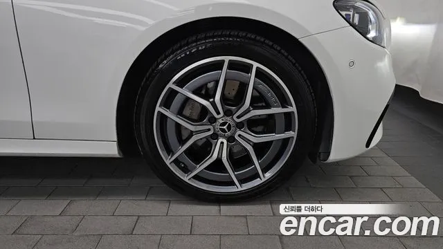 Mercedes-Benz E-Class W213 — Фото автомобиля 6