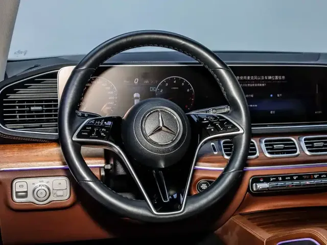 Mercedes-Benz GLE-Class — Фото автомобиля 22
