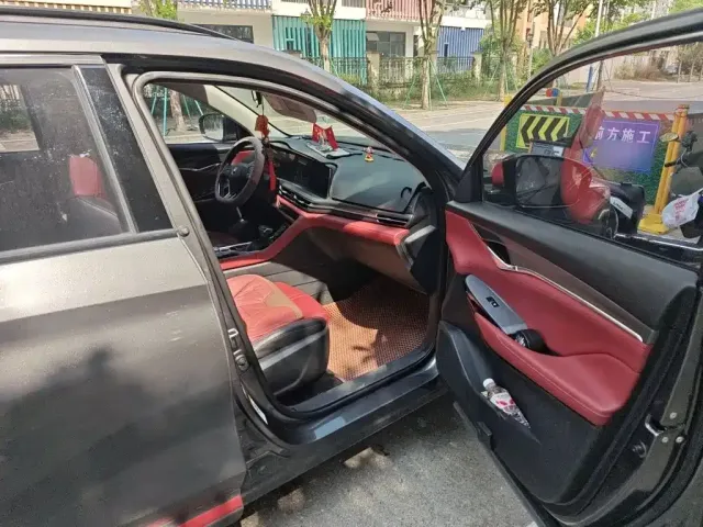 Changan Changan CS75 PLUS 2022 1.5T Automatic Luxury — Фото автомобиля 17