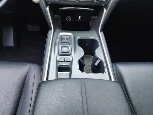 Honda Accord — Фото автомобиля 16