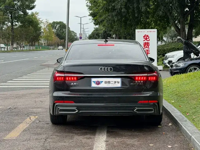 Audi A6L — Фото автомобиля 5
