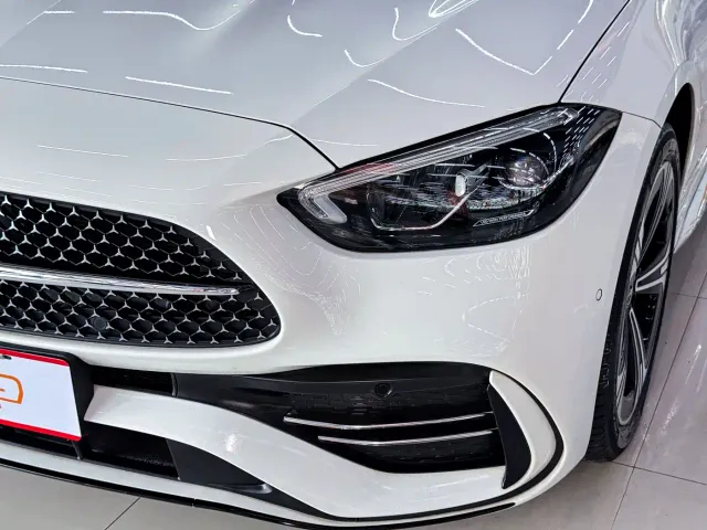 Mercedes-Benz C-Class — Фото автомобиля 4