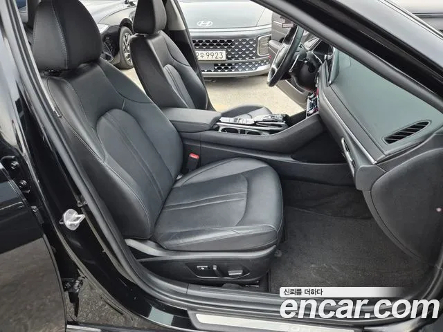 Hyundai Sonata — Фото автомобиля 13
