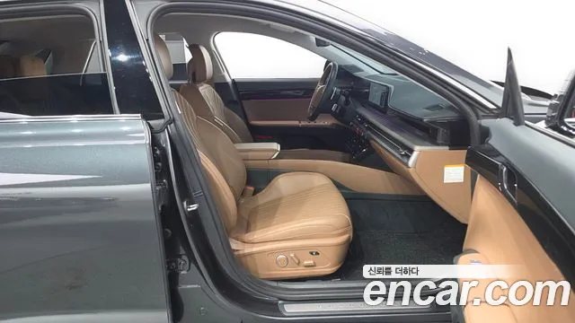 Hyundai Grandeur GN7 — Фото автомобиля 16