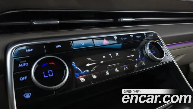 Genesis GV80 — Фото автомобиля 27