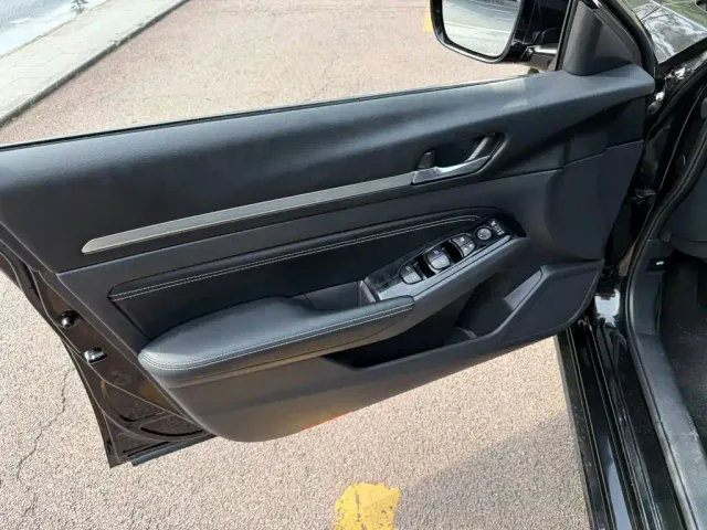 Nissan Teana — Фото автомобиля 6