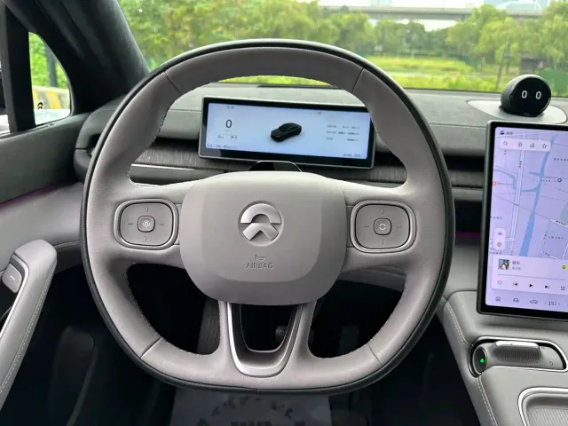 Nio EC6 — Фото автомобиля 16