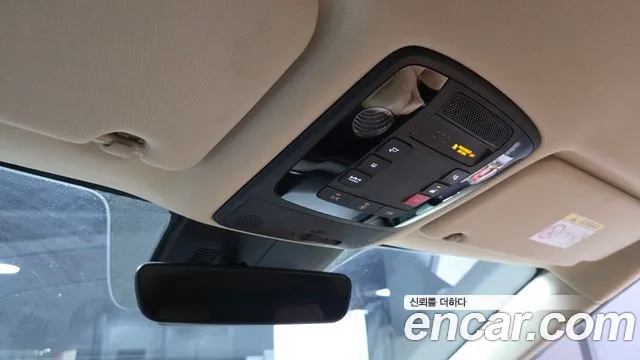 Kia Carnival 4th Gen — Фото автомобиля 24
