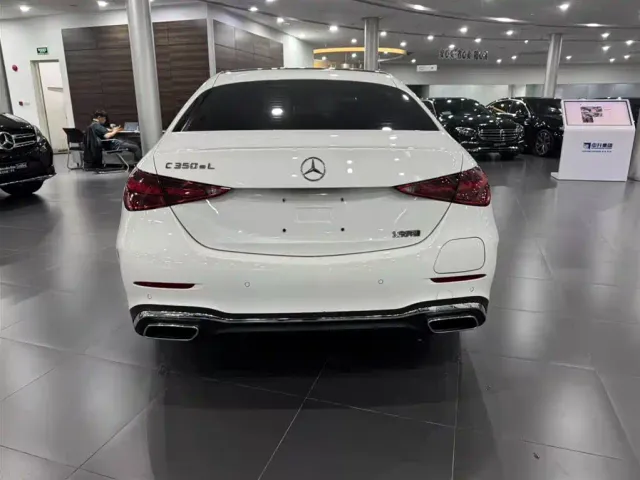 Mercedes-Benz C-Class — Фото автомобиля 4