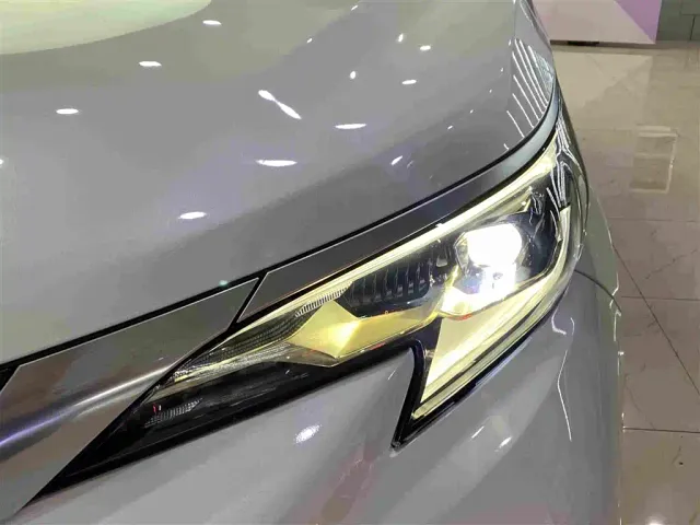 Toyota Granvia — Фото автомобиля 4