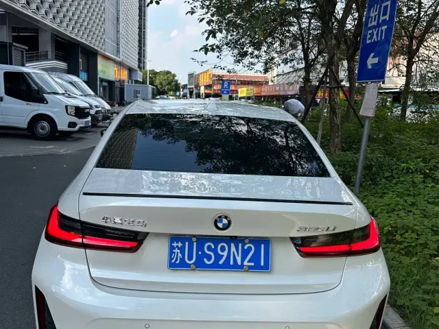 BMW 3 Series — Фото автомобиля 6