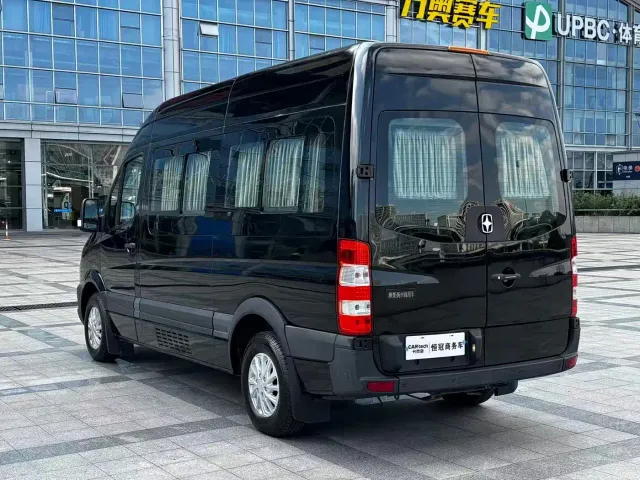Yaxing Motorhome Orium RV — Фото автомобиля 4