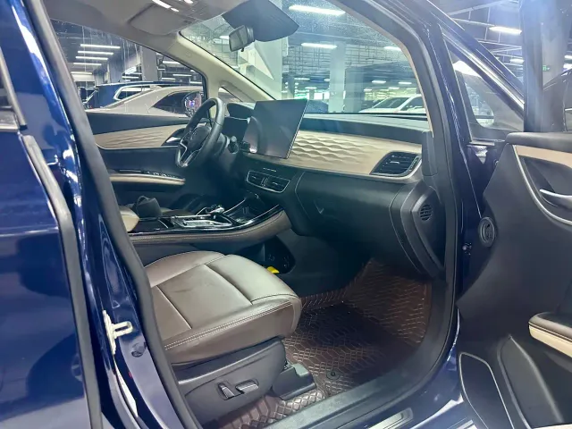 BYD Song MAX — Фото автомобиля 9