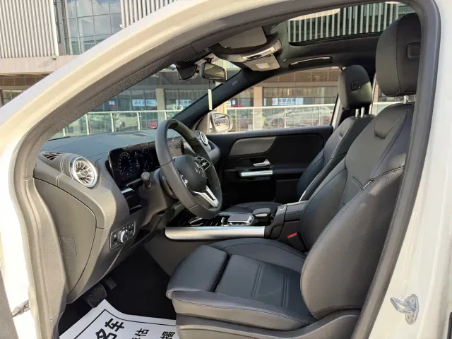 Mercedes-Benz GLA-Class — Фото автомобиля 18