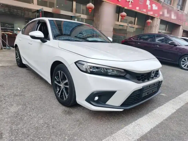 Honda Civic — Фото автомобиля 3