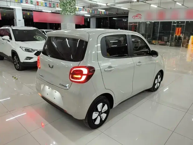 Wuling Hongguang Mini EV — Фото автомобиля 6
