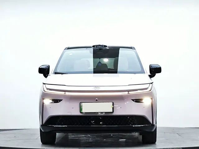 Toyota BoZhi 3X — Фото автомобиля 3