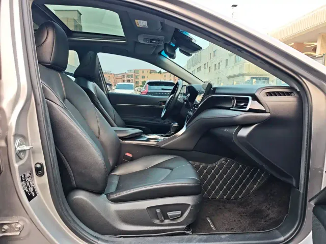 Toyota Camry — Фото автомобиля 15
